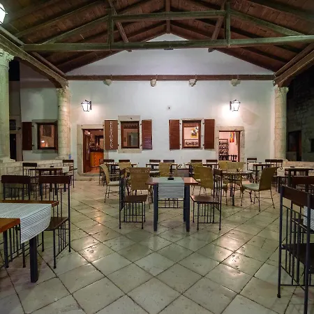 Old Town Rab Bed & Breakfast 3*