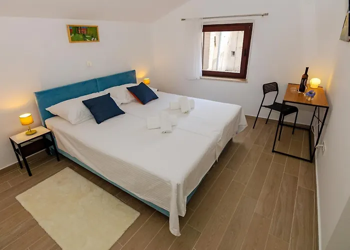 Panzió Old Town Rab Rab Town