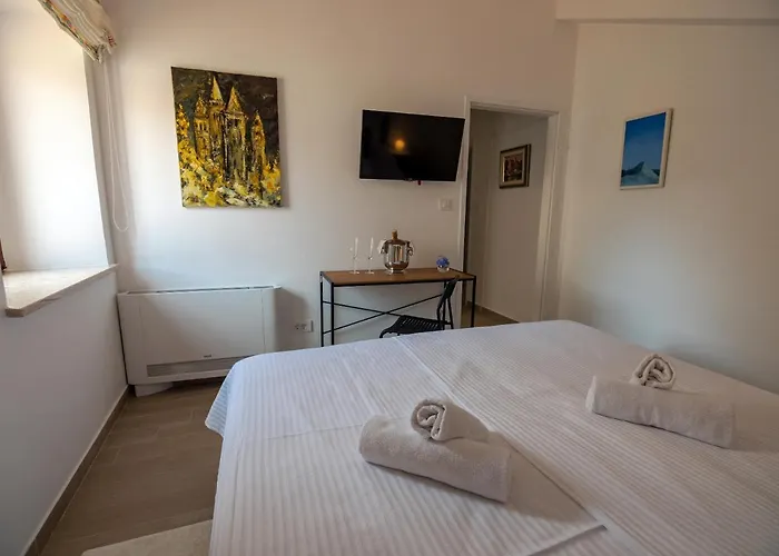 Old Town Rab Panzió Rab Town